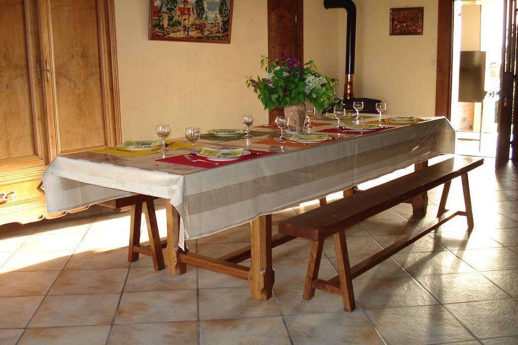 La Croix De Bois Bed and Breakfast Jayat Exteriör bild